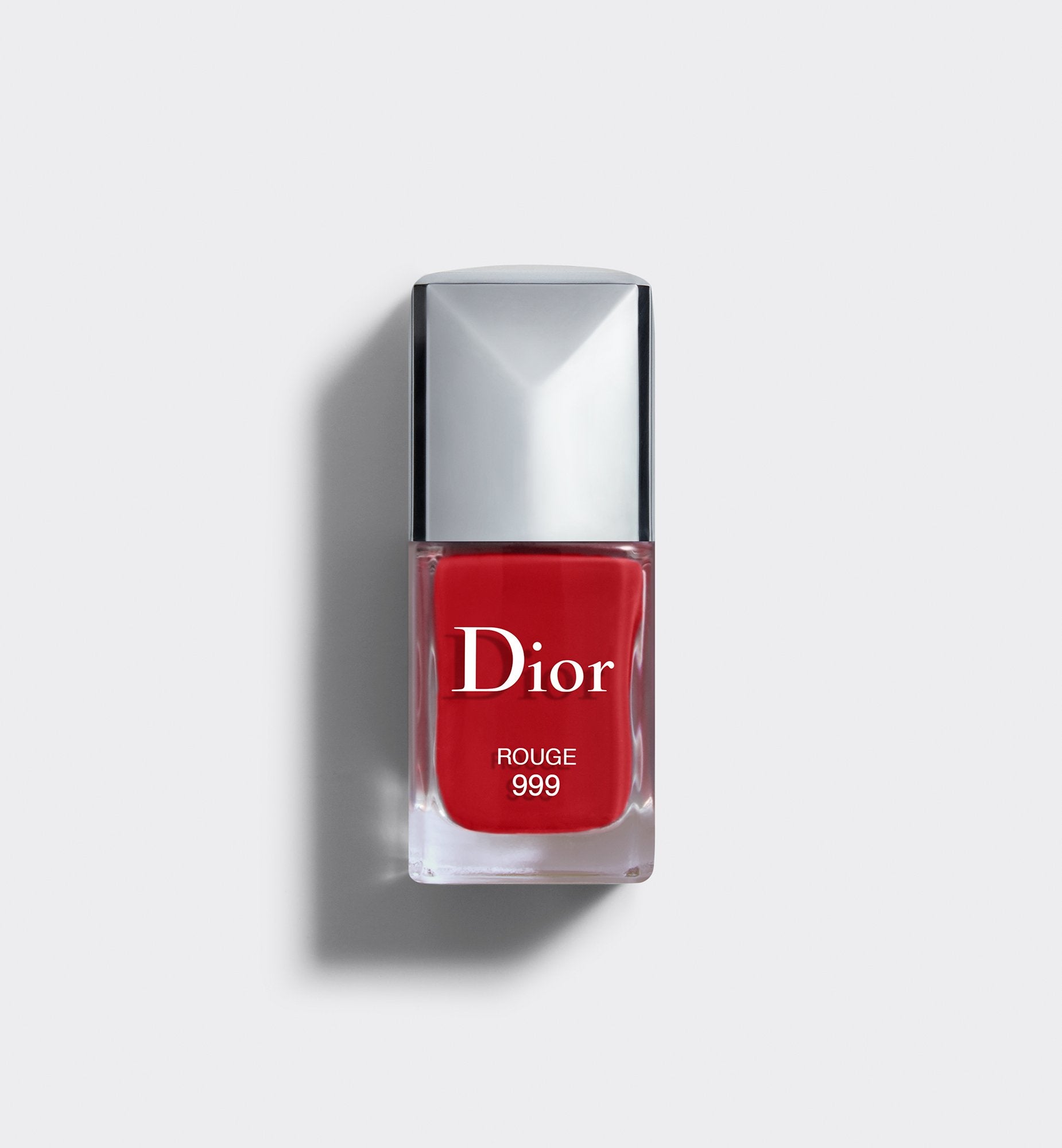 Dior Summer 2014 nail polish, Yacht : Review, photos & swatches | Nail  polish, Dior nail polish, Dior nails